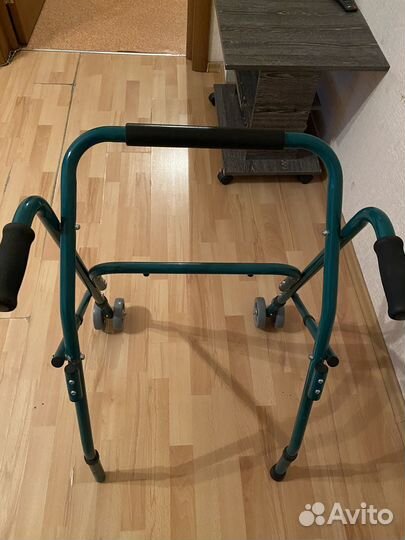 Ходунки для пожилых людей и инвалидов