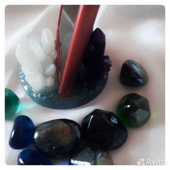 Подставка для телефона из эпоксидной смолы