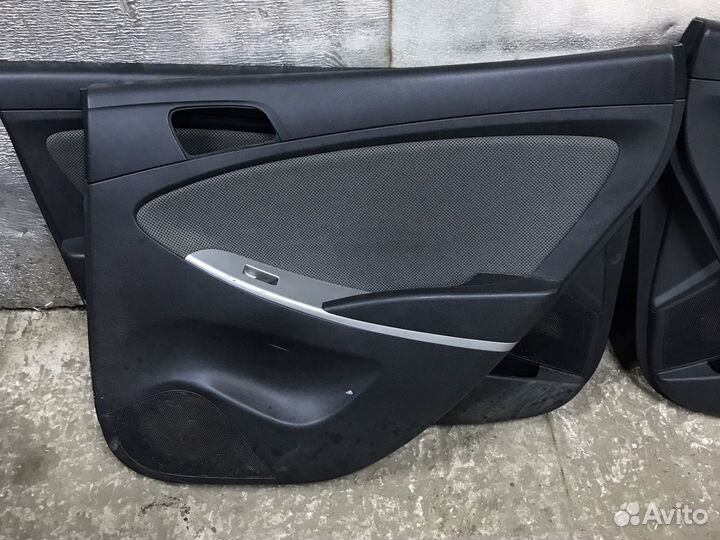 Дверные карты Hyundai Solaris