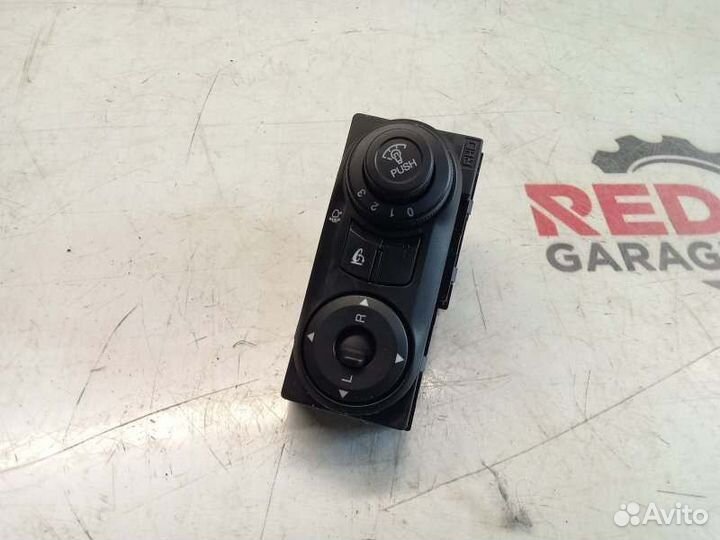 Блок управления зеркалами Chevrolet Captiva C140