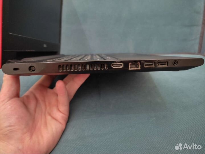 Dell Inspiron 15 p40f001