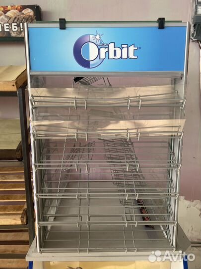 Стеклянная витрина