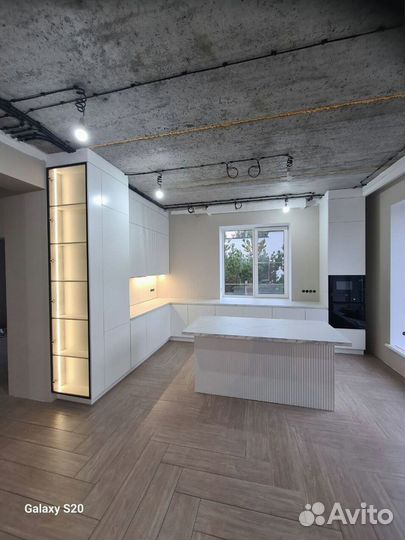 Кухонные гарнитуры