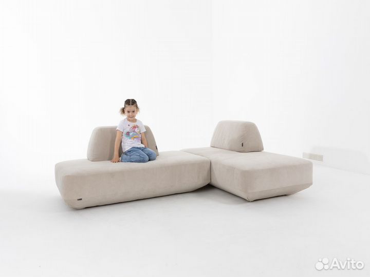 Диван со спальным местом 4400х1800 мм
