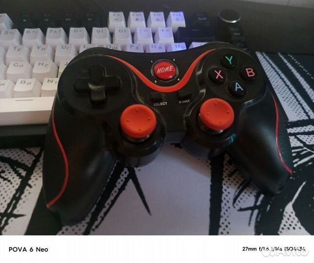 Джойстик для телефона блютуз