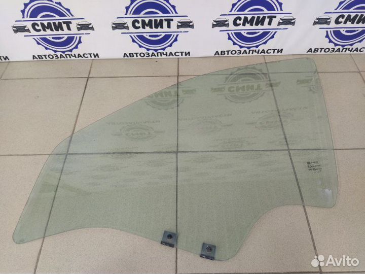 Стекло двери переднее левое LADA Largus универсал