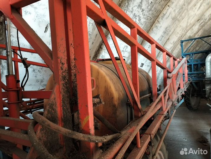 Опрыскиватель, 2000