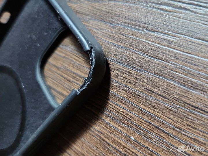 Чехол на iPhone 13