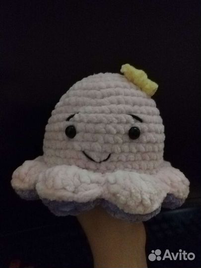 Осьминожка - перевёртыш вязаный