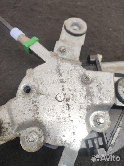 Передний правый электростеклоподъёмник Audi A6 C4