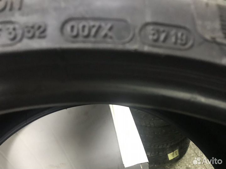 Michelin Pilot Alpin 5 295/30 R21 и 245/35 R20