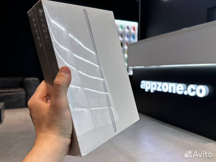 iPad 9 64GB, Wi-Fi + Cellular, Silver