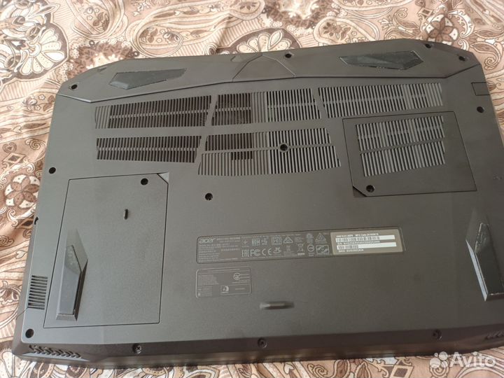 Игровой ноутбук gtx 1050 / 8 Озу / I5