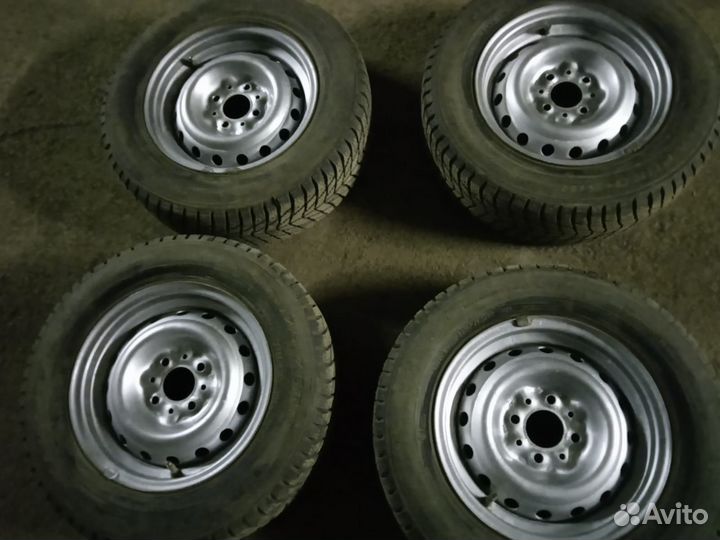 Шипованные колёса R13 в сборе