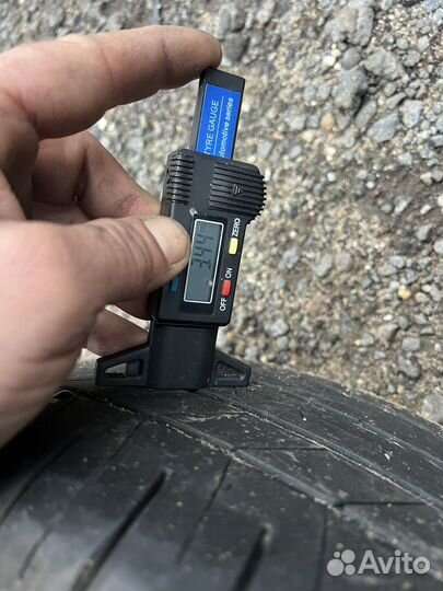 Goodyear Assurance 215/60 R16