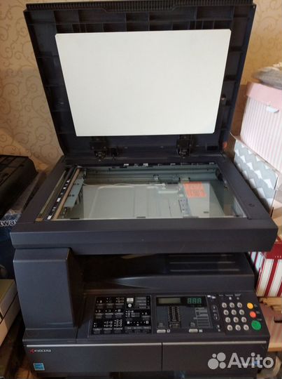 Копир Kyocera taskalfa 180 на запчасти