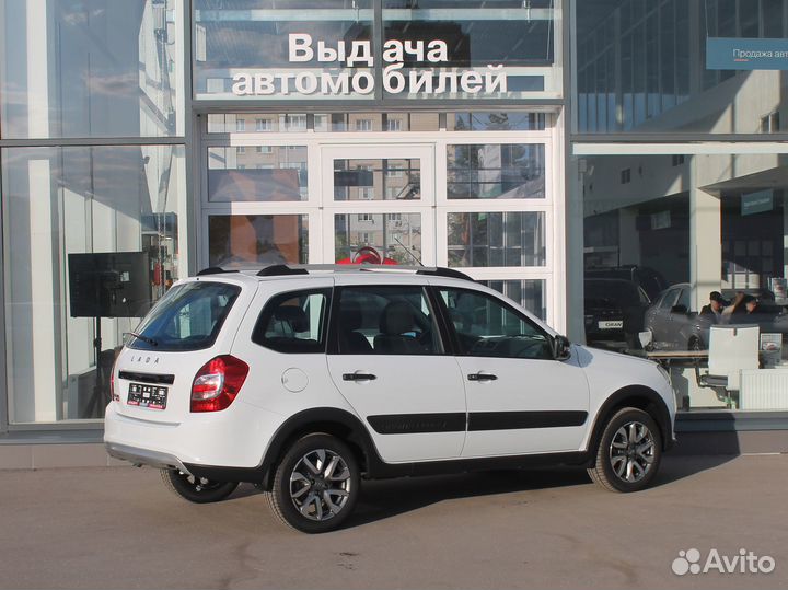 LADA Granta 1.6 МТ, 2023
