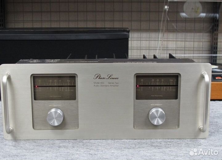 Phase Linear 400 Series 2