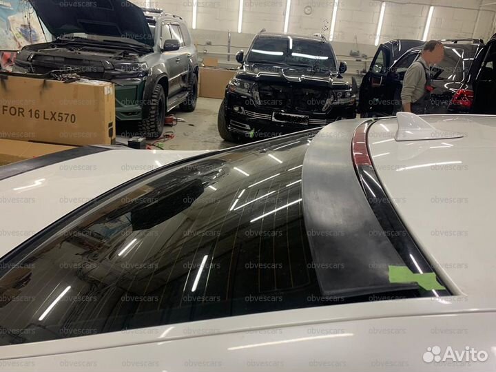 Спойлер и козырек Artisan для Lexus LS 460 600h