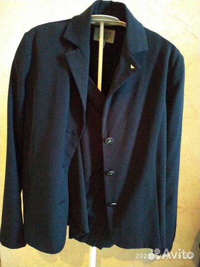 Костюм armani для девочки подростка