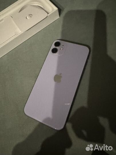 iPhone 11, 64 ГБ