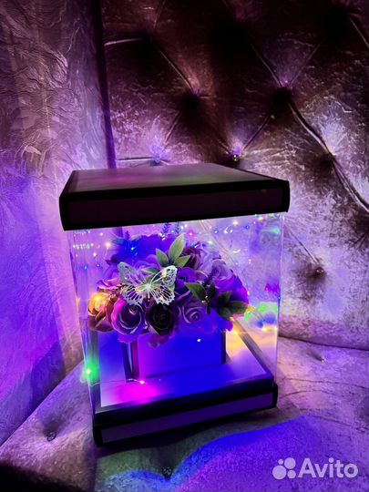 Подарок девушке розы