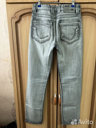 Джинсы