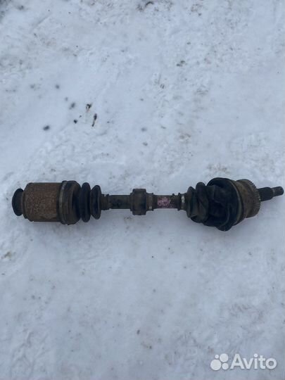 Привод передний правый на хендай . 495002B610