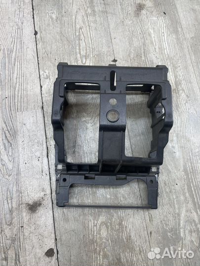 Рамка Магнитолы Ford Mondeo 4 Blaupunkt