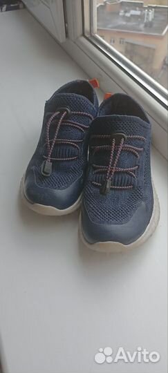 Кроссовки для девочки