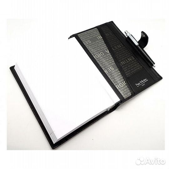 Ежедневник в кожаной обложке