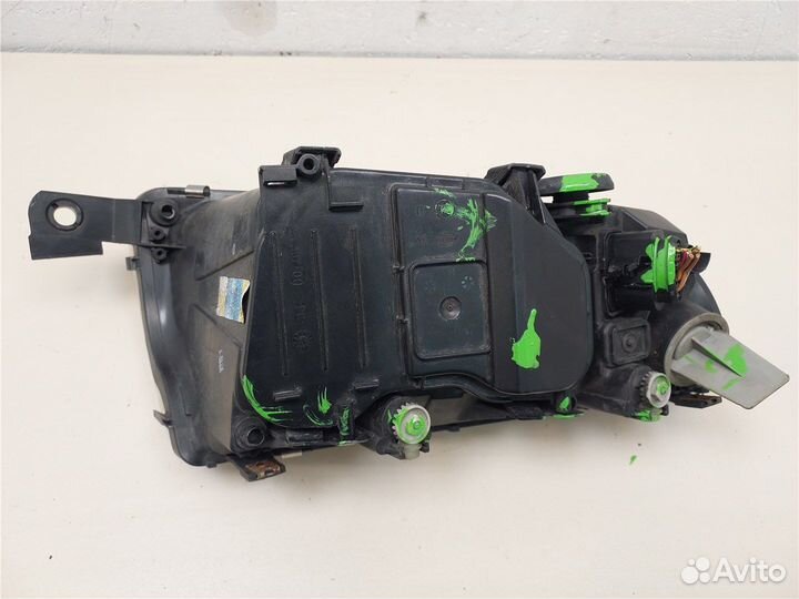 Фара (передняя) Skoda Fabia, 2003