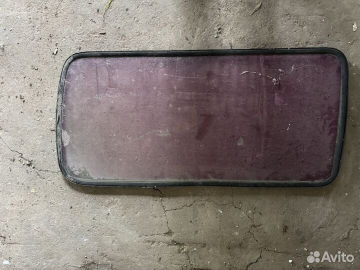 Стекло в Toyota Hiace