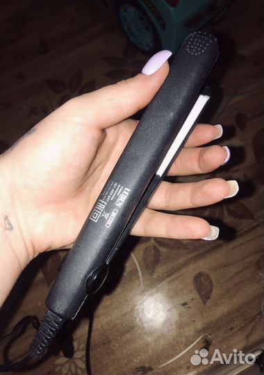 Выпрямитель для волос