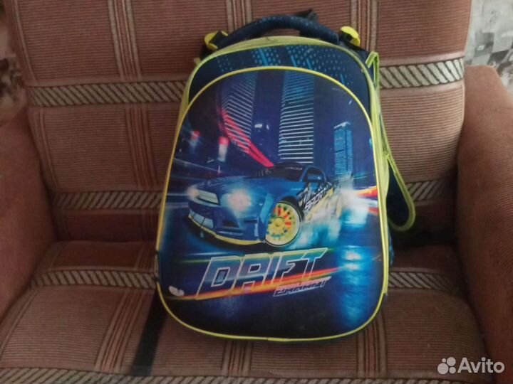 Школьный рюкзак в Колпино