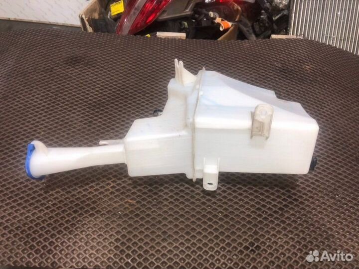 Бачок омывателя Hyundai Tucson TL G4FJ 2015-2021