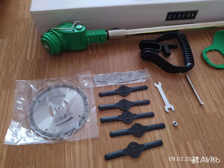 Электротриммер аккумуляторный,садовый. Новый