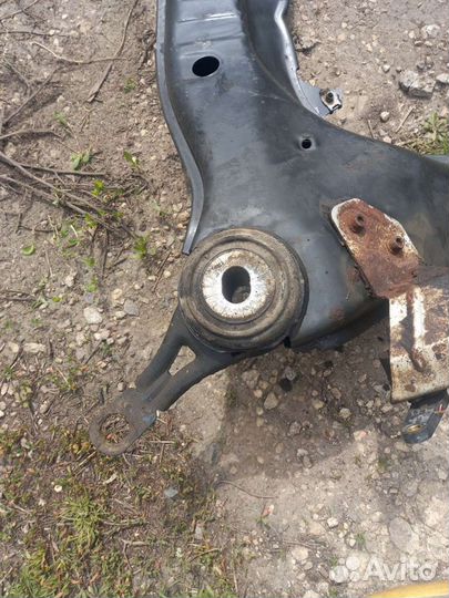 Подрамник передний Audi A4 B6