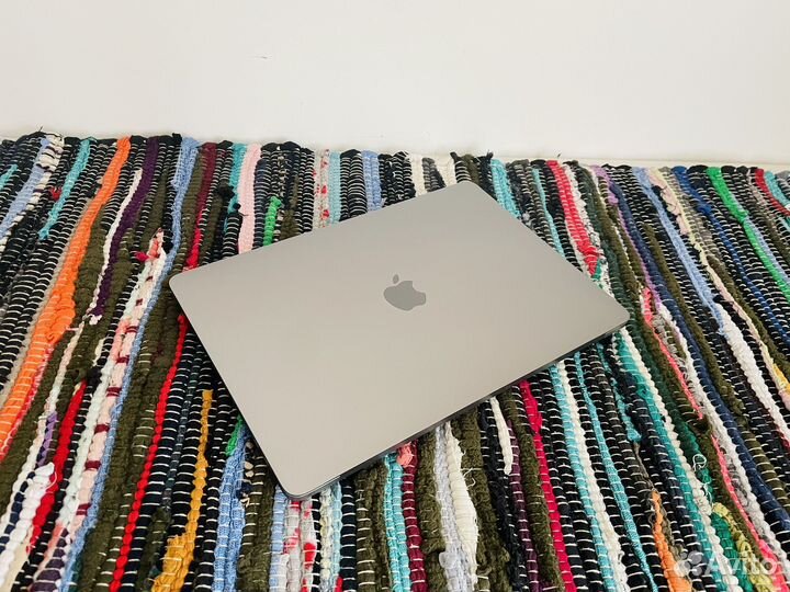 Apple MacBook Pro 13