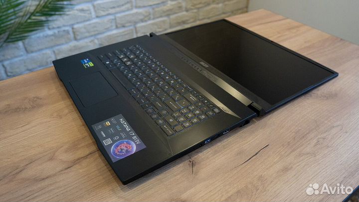 Ноутбук MSI Katana 17 B13VGK-472XRU черный 17.3