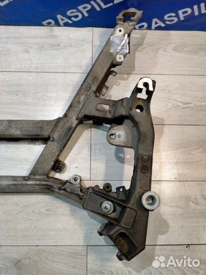 Балка подвески передняя Bmw 525I E39 M54 2001/11