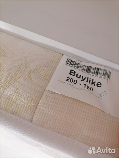 Кровать с матрасом 160х200