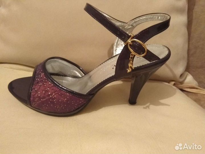 Босоножки 37-38
