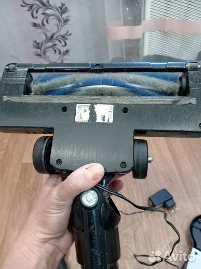 Вертикальный пылесос на запчасти