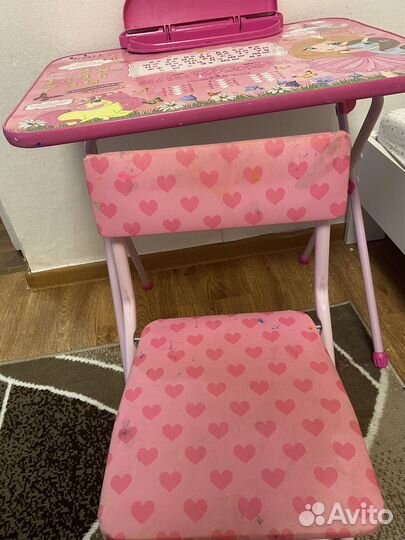 Детский стол и стул