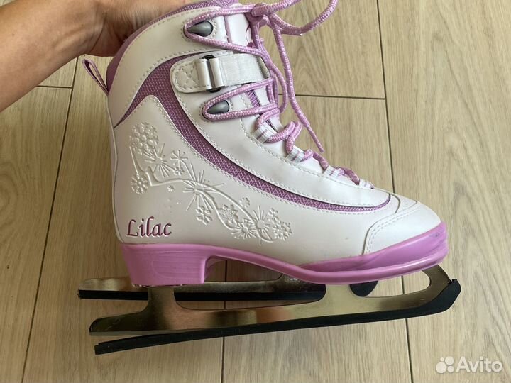 Коньки женские 38