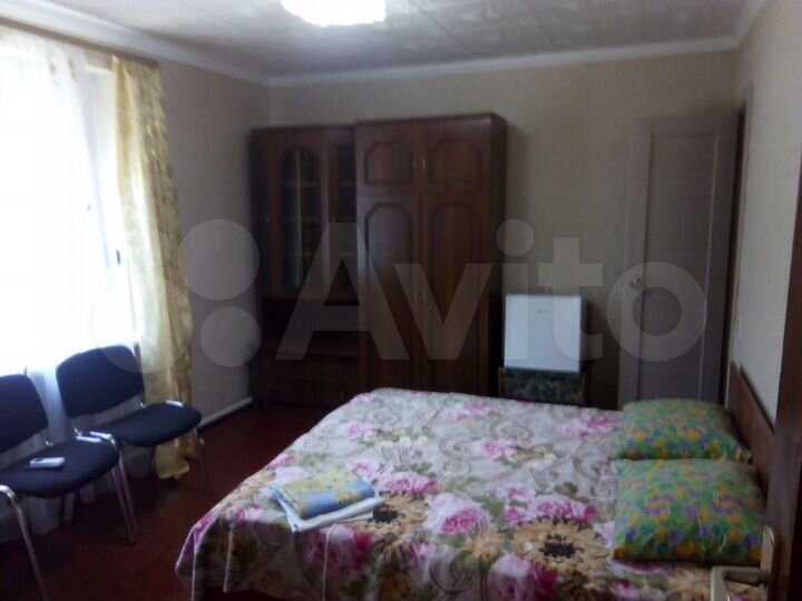 Комната 12 м² в 4-к., 1/2 эт.