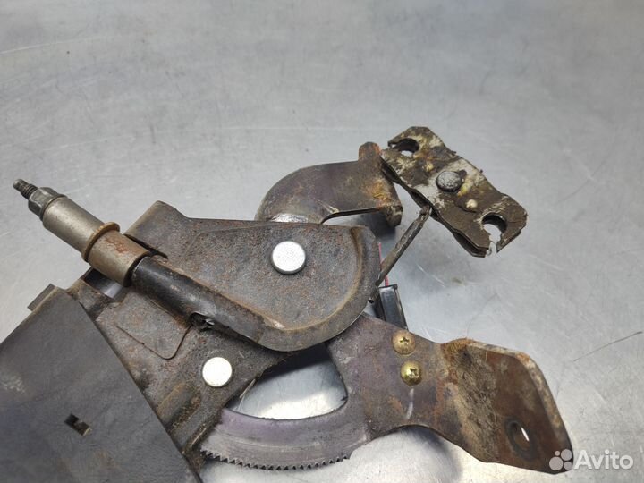 Ручник Subaru Legacy BG 1994 г.в