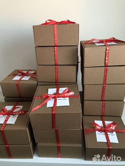 Картонные крафт коробки 20 на 20см