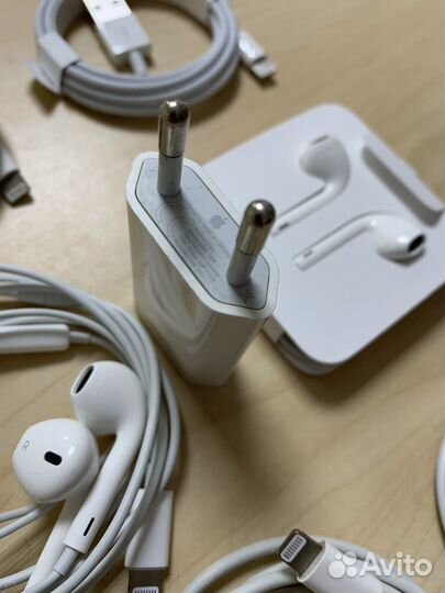 Оригинальные аксессуары Apple